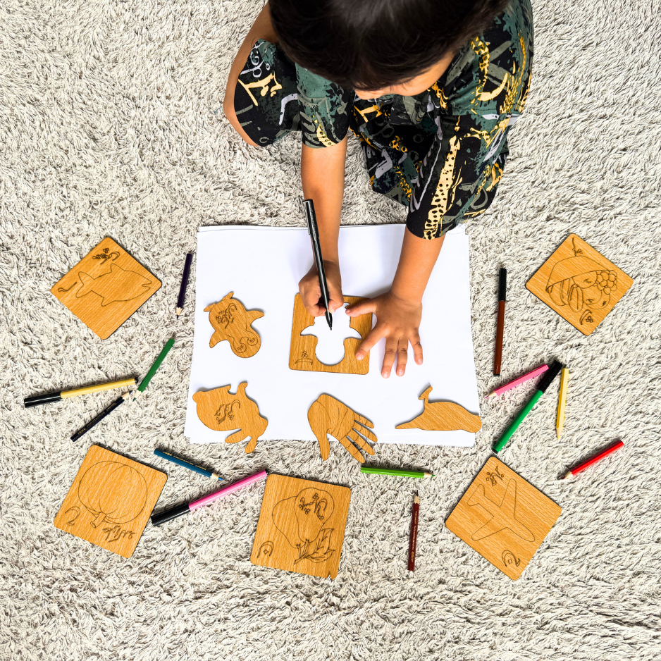 Urdu Alphabets Stencils with Pictures + Puzzles (72 Pcs)